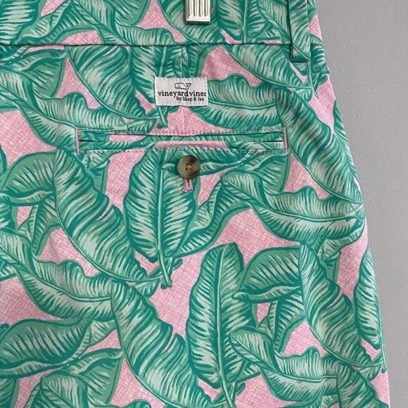 Vineyard Vines Stretch Banana Leaf Print Breaker Shorts Men Size 33 - Picture 7 of 9